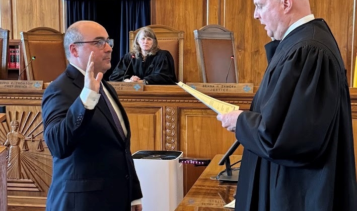 Tomas Garcia Swearing In